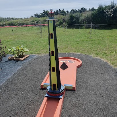 Mini golf des pirates, Centre de Loisirs à Penmarch