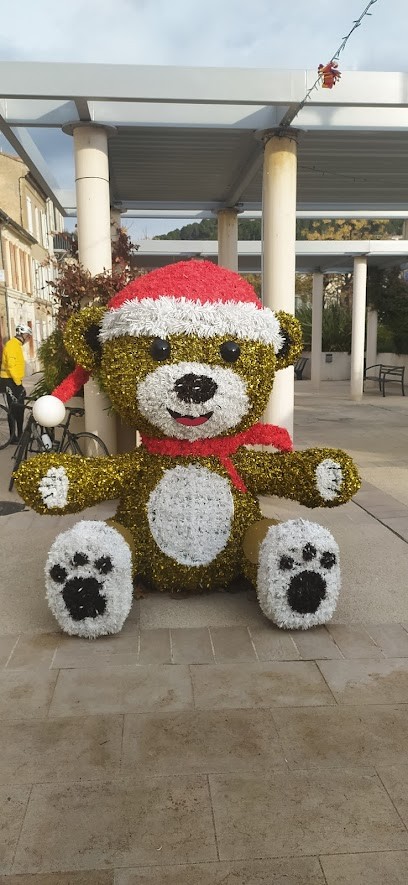 Cercle Du 21 Septembre, Centre de Loisirs à Saint-Zacharie