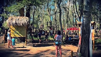 Pangaea Terre D'Aventures - Parc De Loisirs Et Accrobranche à Vendres, Centre de Loisirs à Vendres