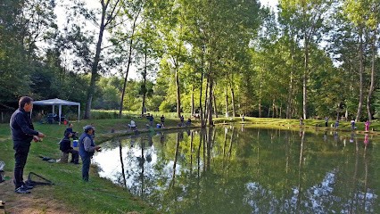 Au Petit Pêcheur Du Moulin Plateau, Centre de Loisirs à Saint-Germain-des-Prés