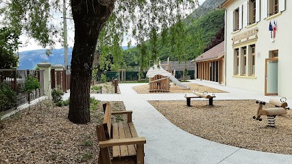 Accueil de loisirs Les éclats de rires Jacqueline SAMUEL, Centre de Loisirs à Saint-Martin-le-Vinoux