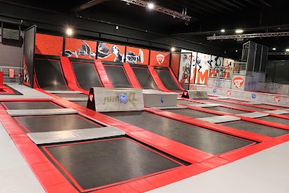 Trampoline Park Valenciennes, Centre de Loisirs à Petite-Forêt