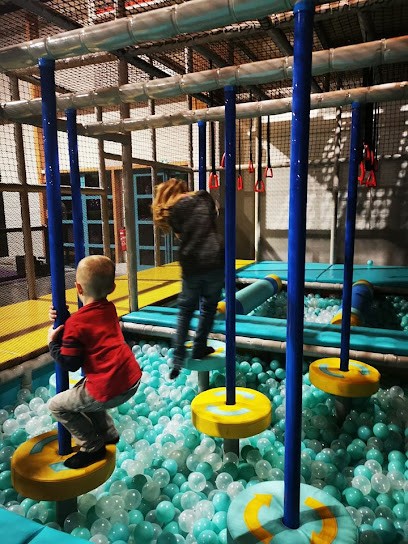 Fun Space, Centre de Loisirs à Sens