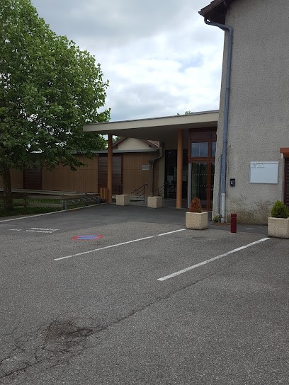 Centre Aéré Vallée de l'Hien, Centre de Loisirs à Torchefelon