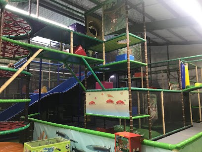 Happy Jungle, Centre de Loisirs à Saint-Martin-des-Champs
