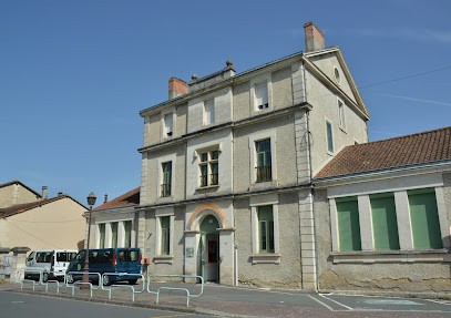 Accueil Péri scolaire, Centre de loisirs intercommunal, Centre de Loisirs à Tocane-Saint-Apre