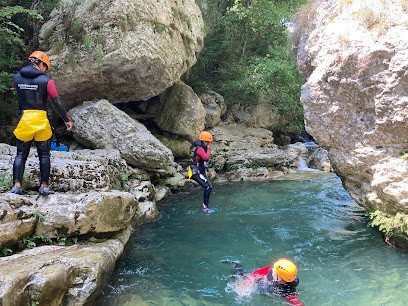 CANYONING 06 DESTINATION NATURE, Centre de Loisirs à Tourrettes-sur-Loup