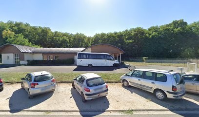 Centre De Loisirs De Saint-Julien, Centre de Loisirs à Saint-Julien-sur-Cher