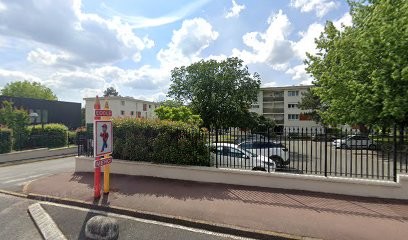Mairie - centre loisirs maternel lormoy, Centre de Loisirs à Saint-Michel-sur-Orge